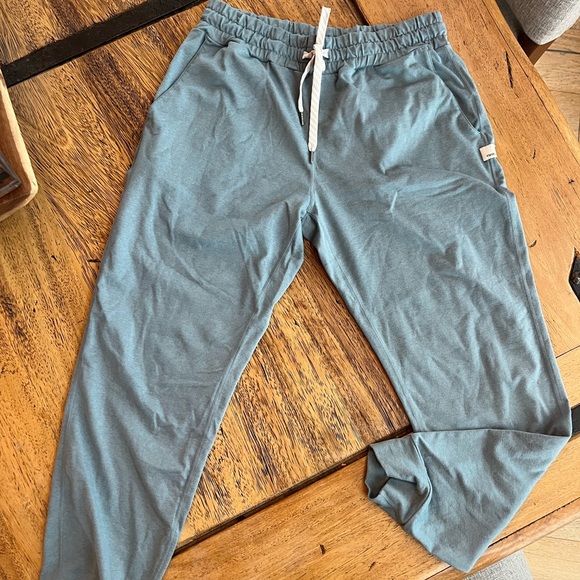 Vuori Women's Blue Joggers - Picture 4 of 4